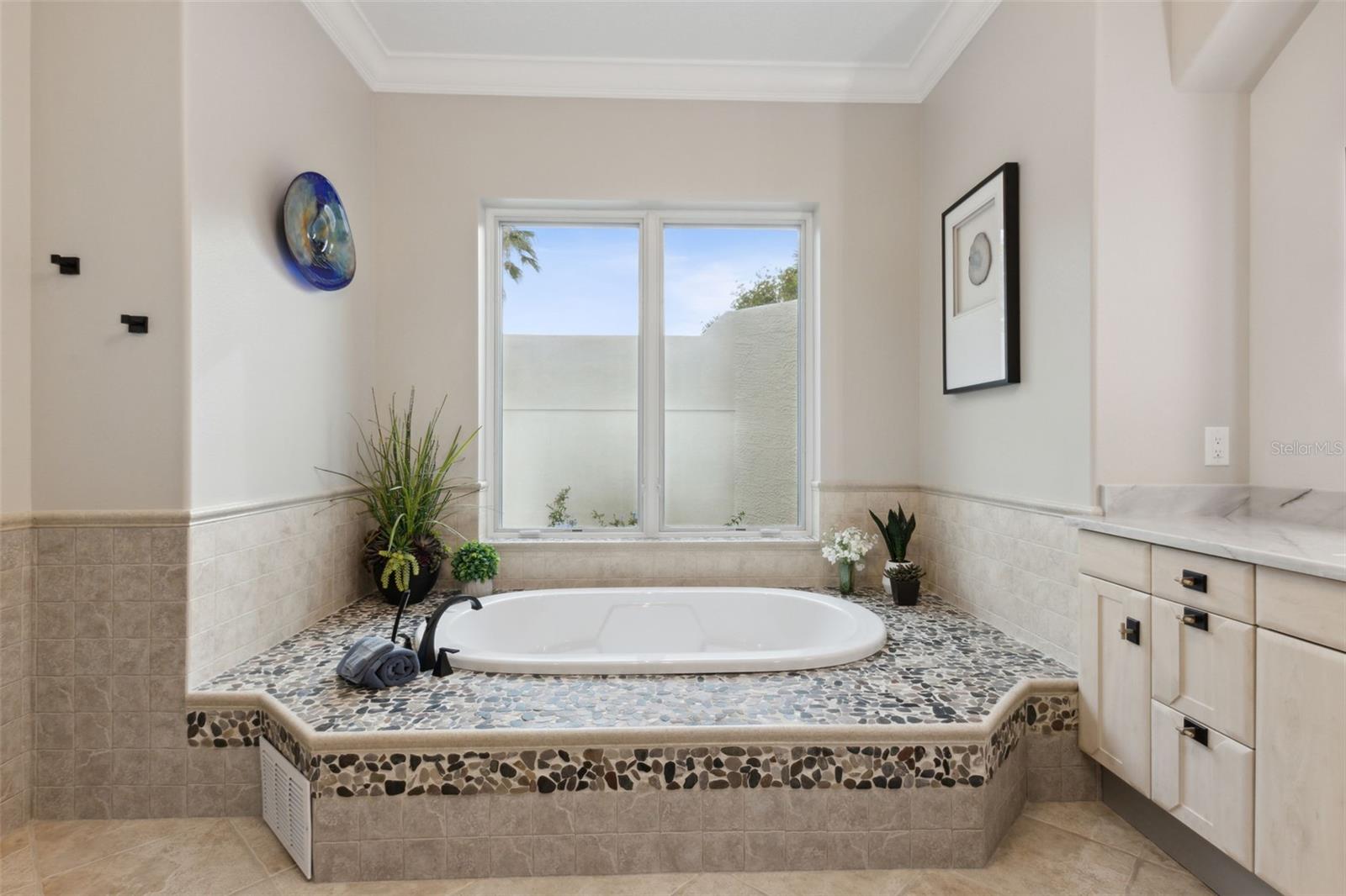 ISLAND ESTATES SUB - Residential