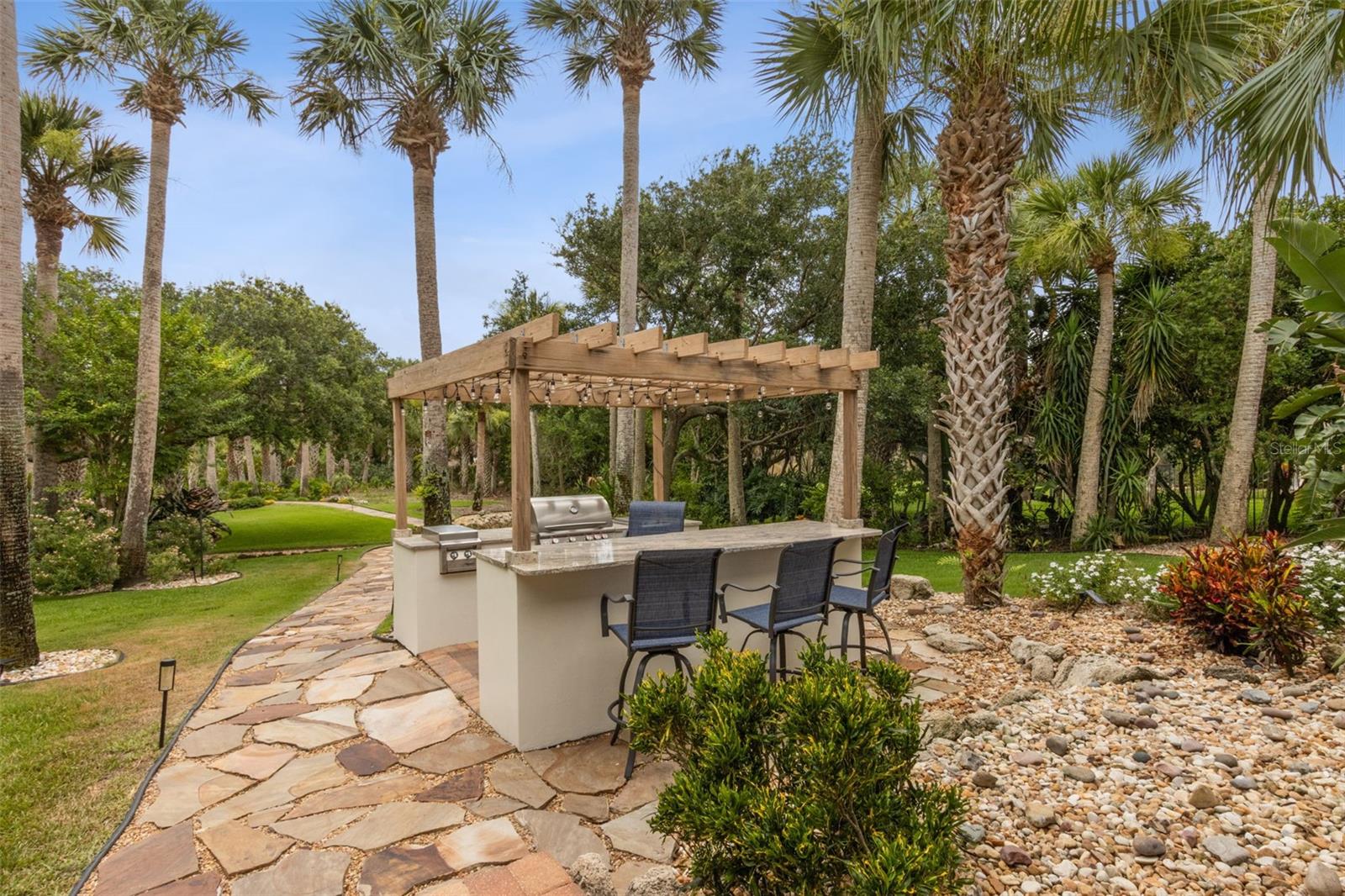 ISLAND ESTATES SUB - Residential