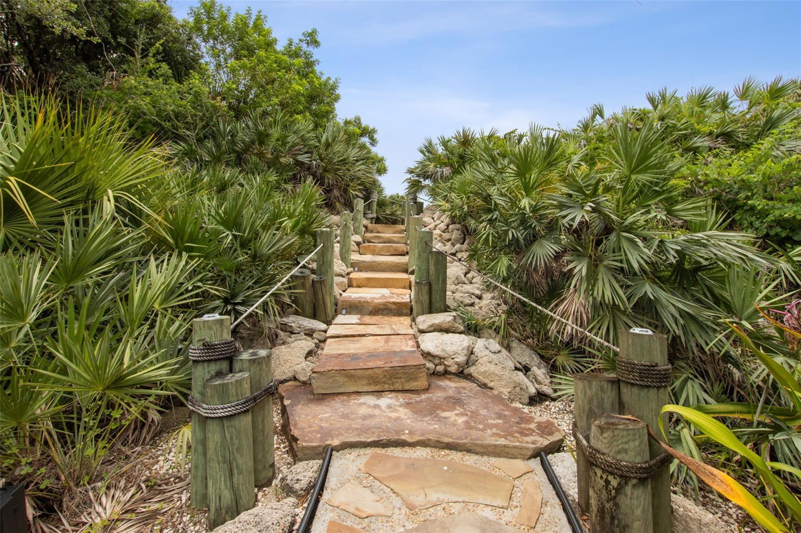 ISLAND ESTATES SUB - Residential