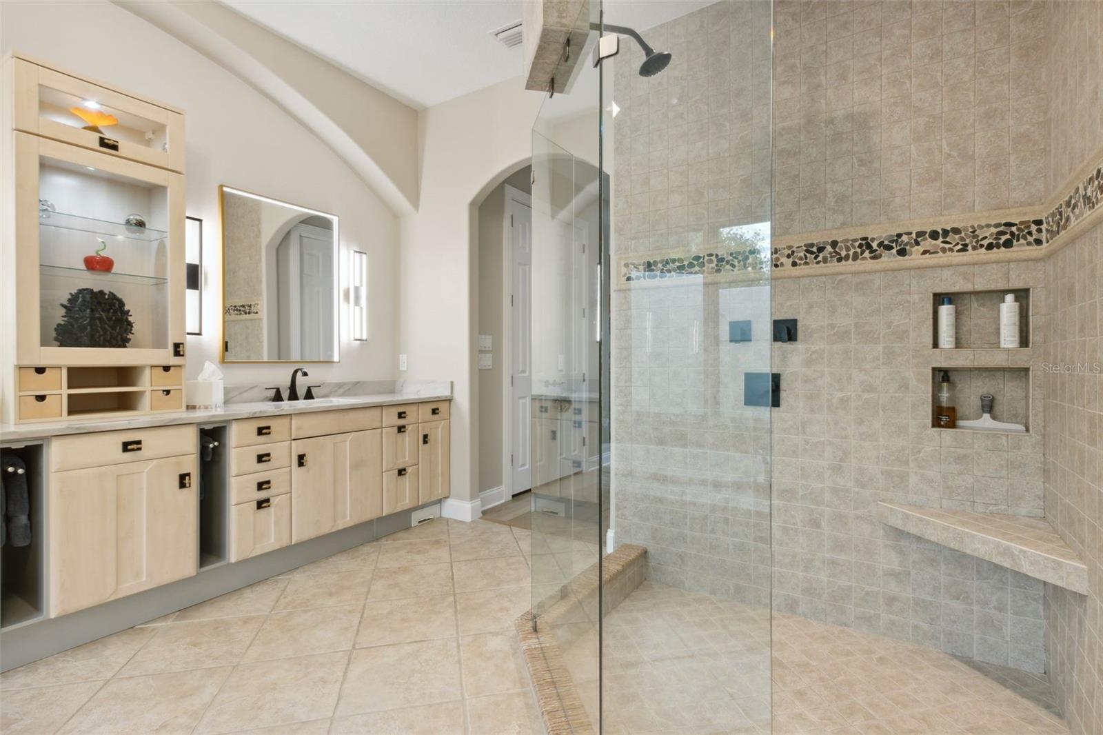 ISLAND ESTATES SUB - Residential