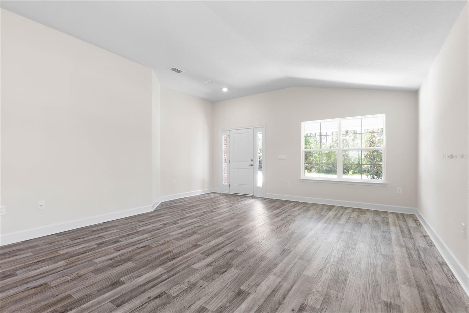 17 SERVICE BERRY PLACE