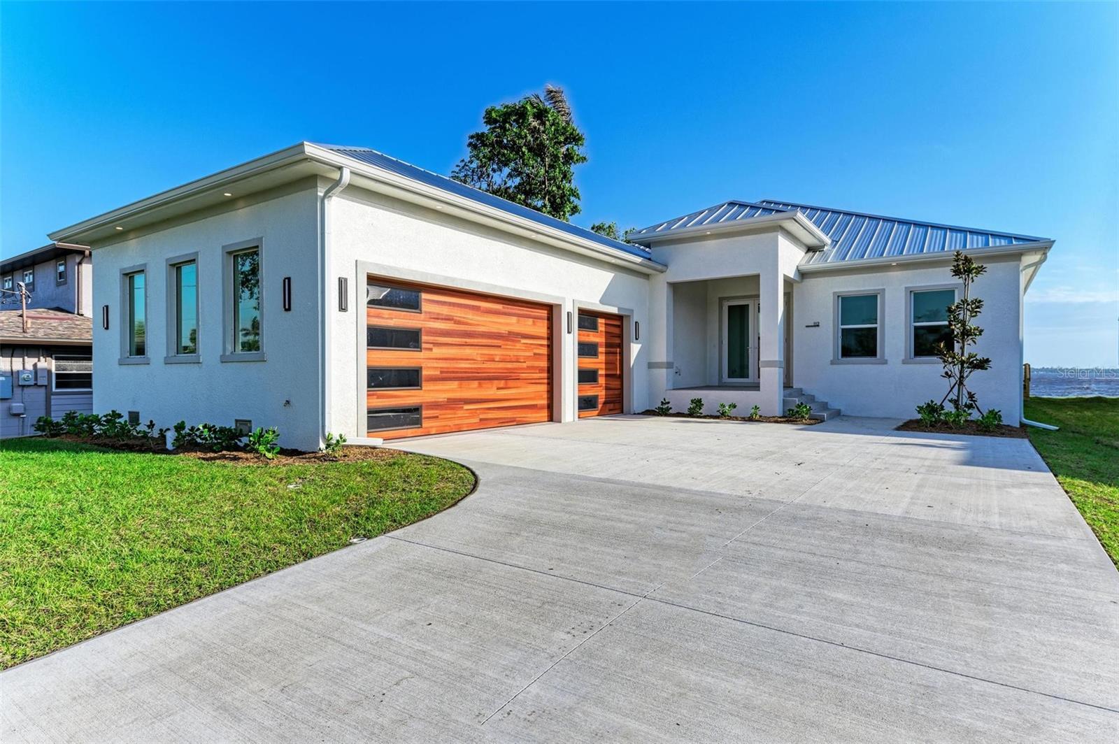 112 NORTHSHORE TERRACE