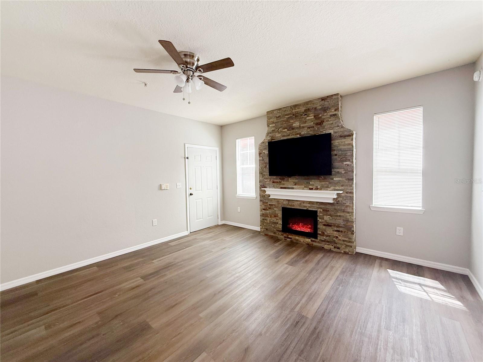 107 VISTA VERDI CIRCLE 213