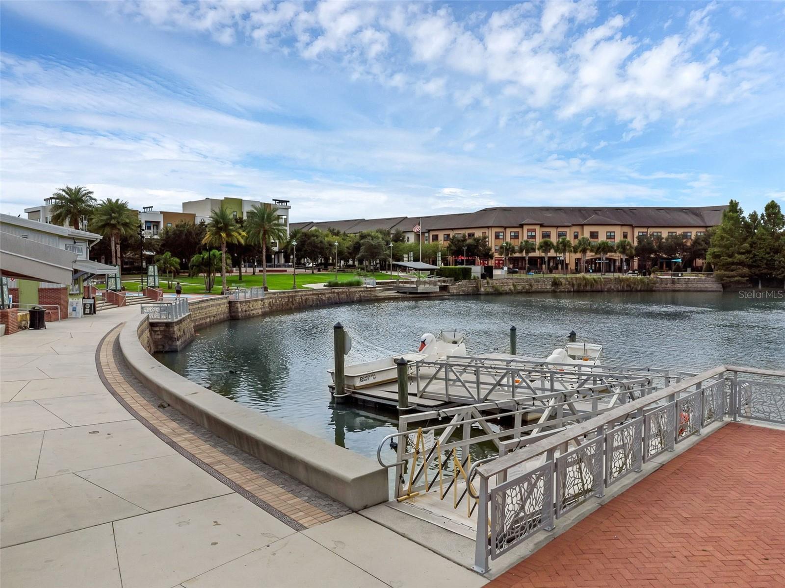 HAMPTONS - SECOND REP - Residential