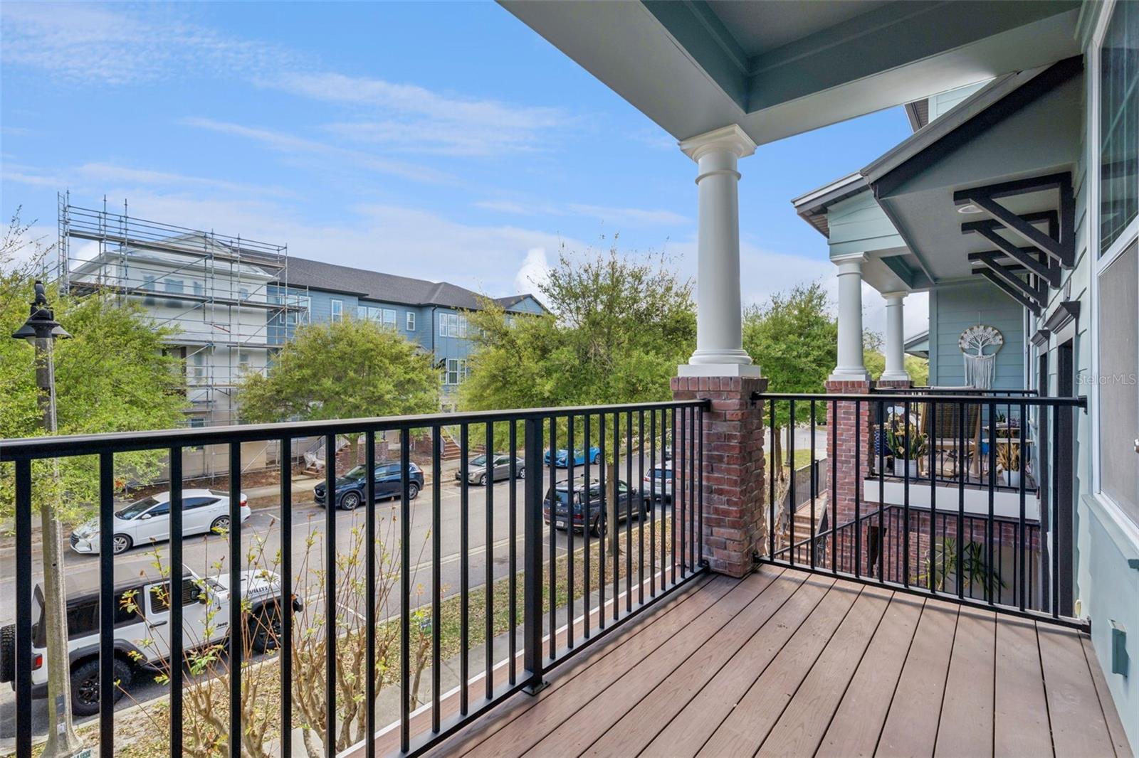 HAMPTONS - SECOND REP - Residential