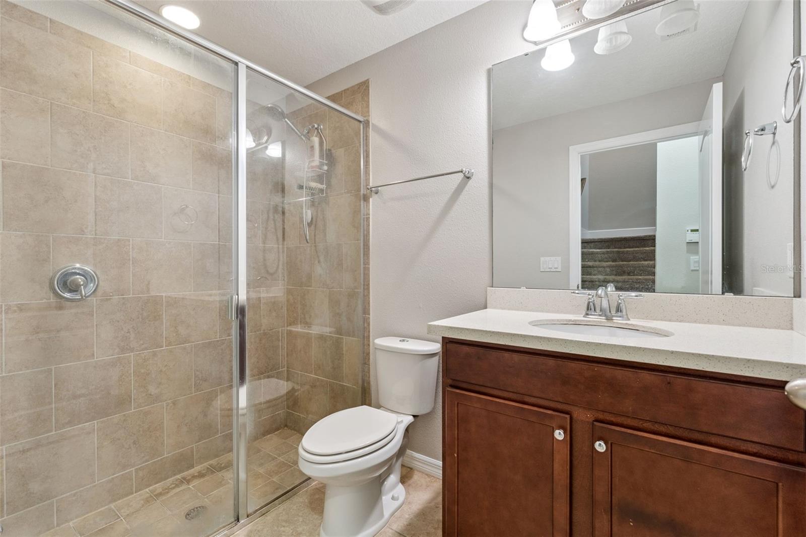 HAMPTONS - SECOND REP - Residential