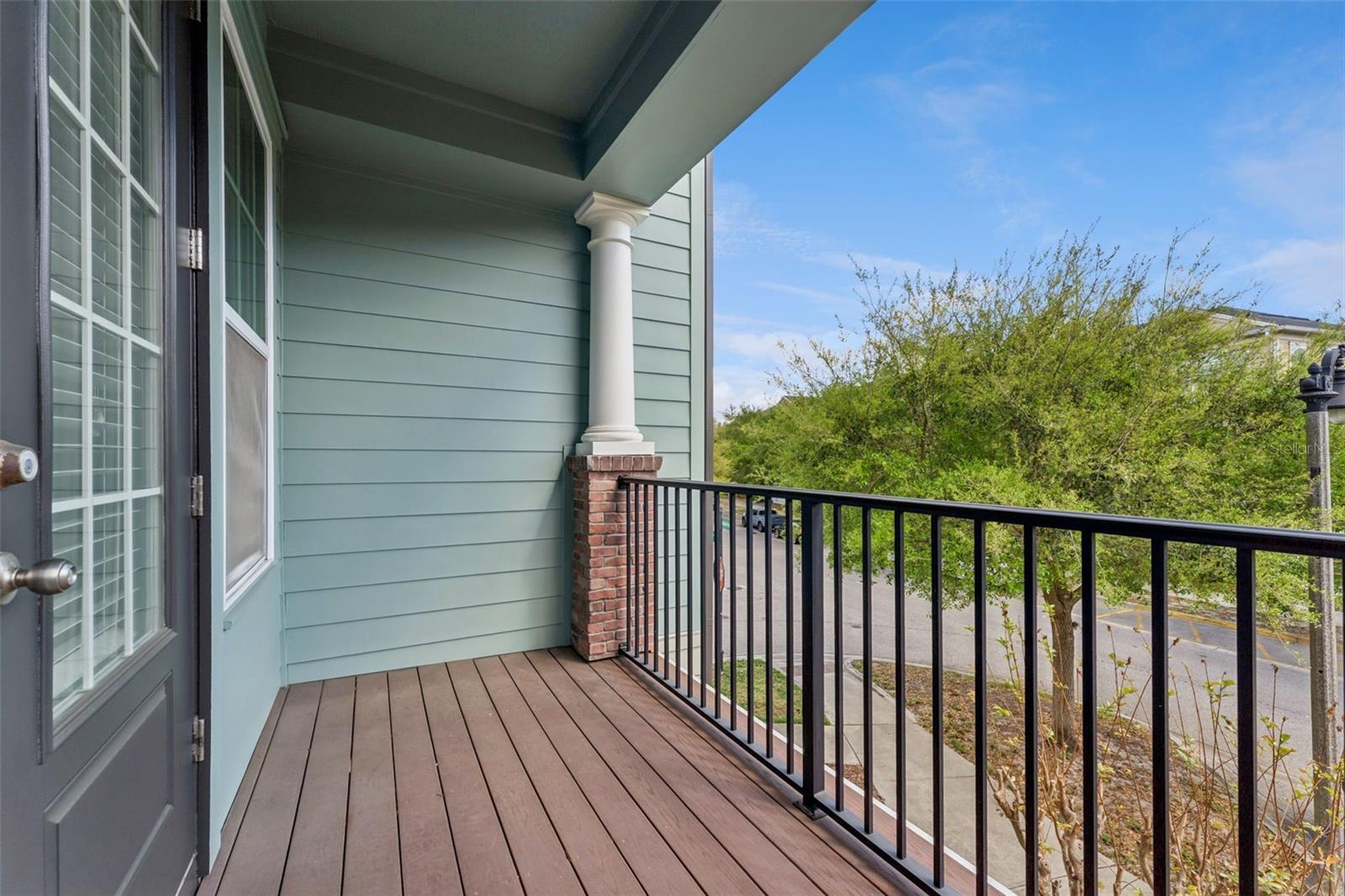 HAMPTONS - SECOND REP - Residential