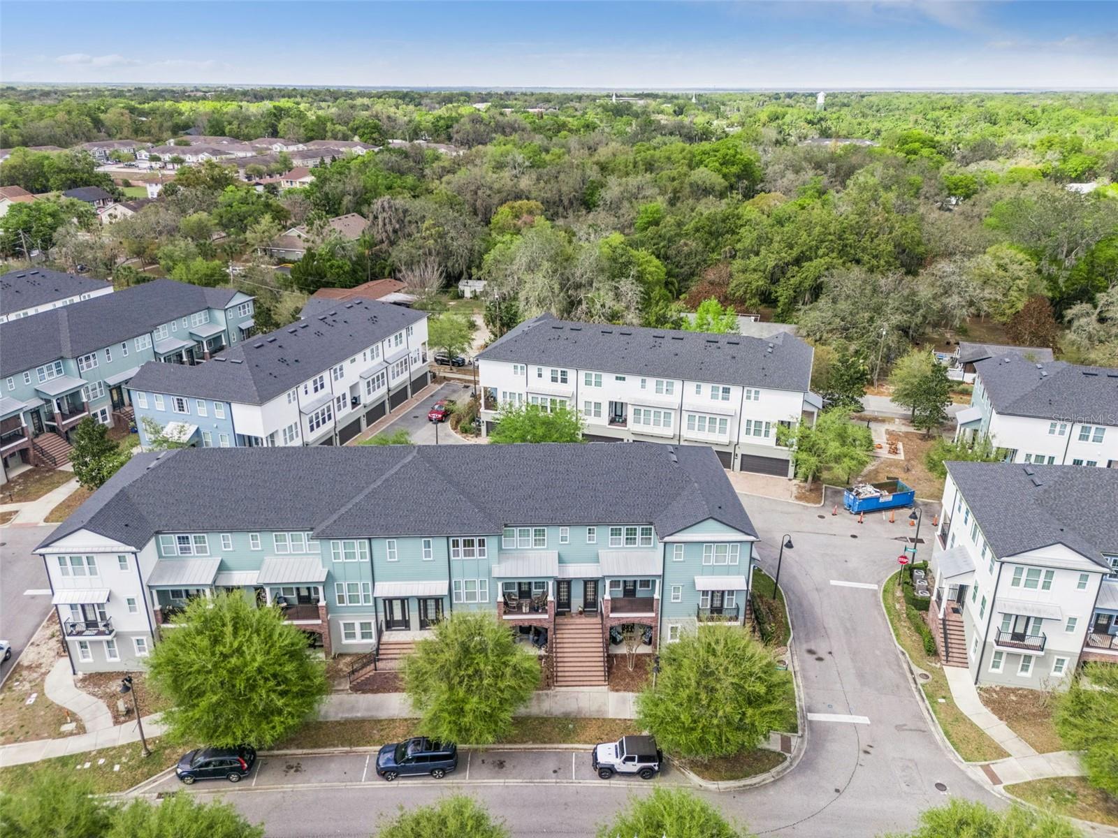 HAMPTONS - SECOND REP - Residential