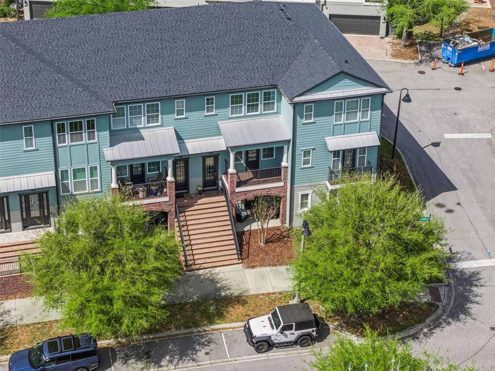 HAMPTONS - SECOND REP - Residential