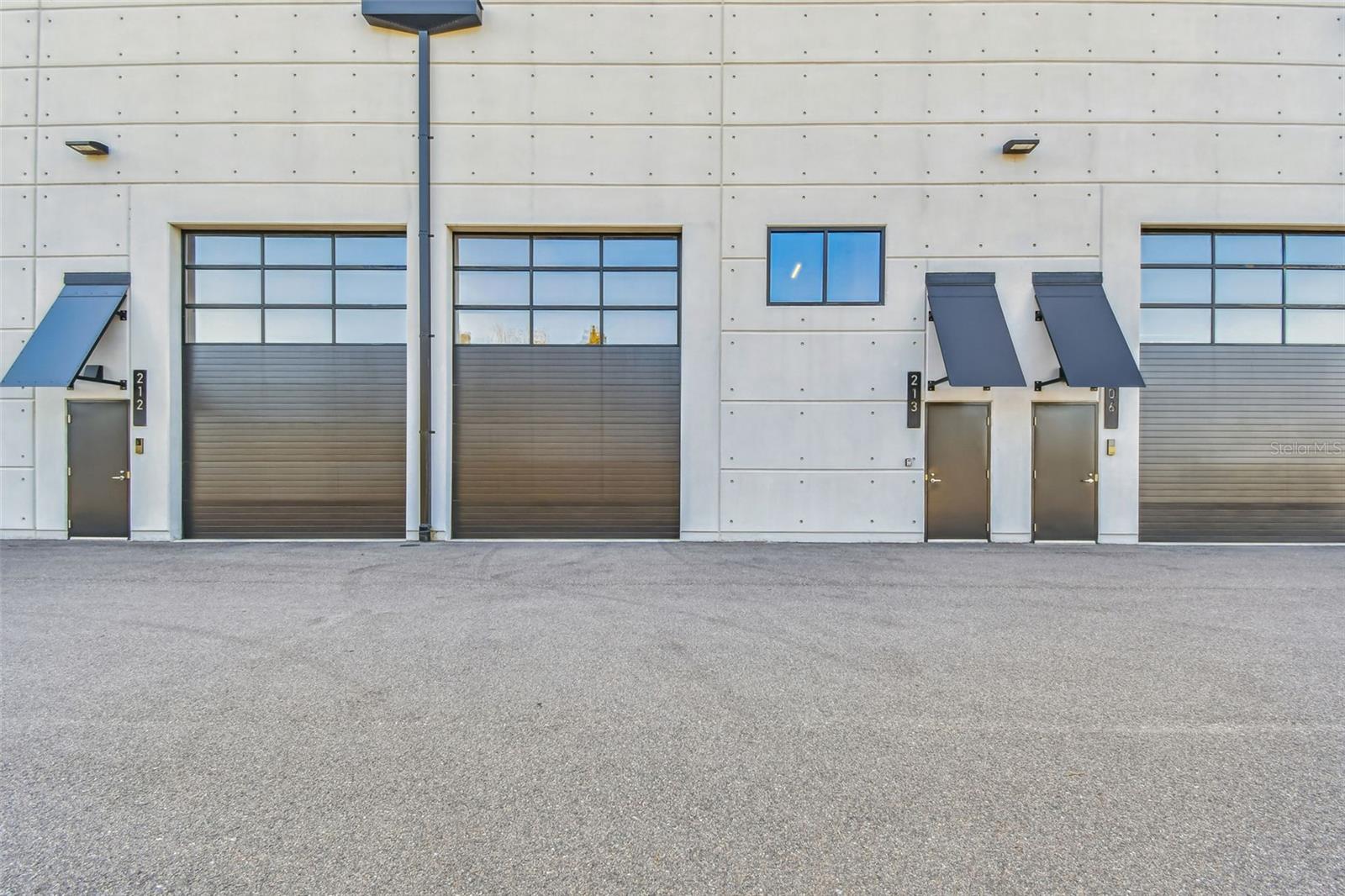 MOTOR ENCLAVE - Residential