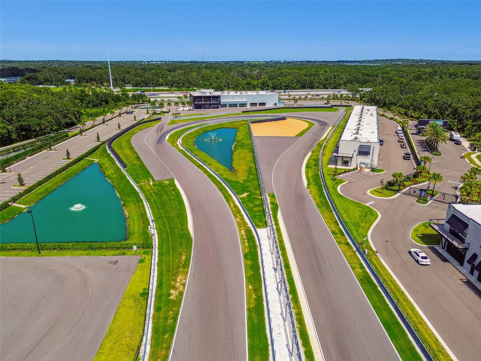 MOTOR ENCLAVE - Residential