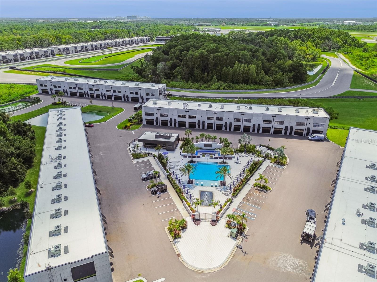 MOTOR ENCLAVE - Residential