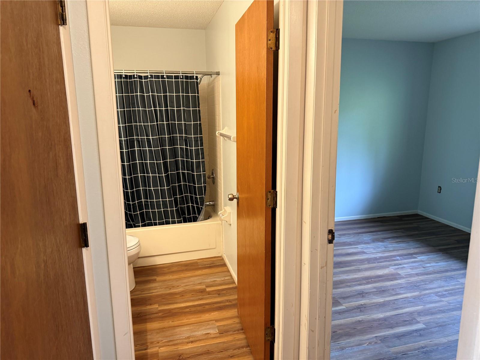 RUBYLEE - Residential Lease