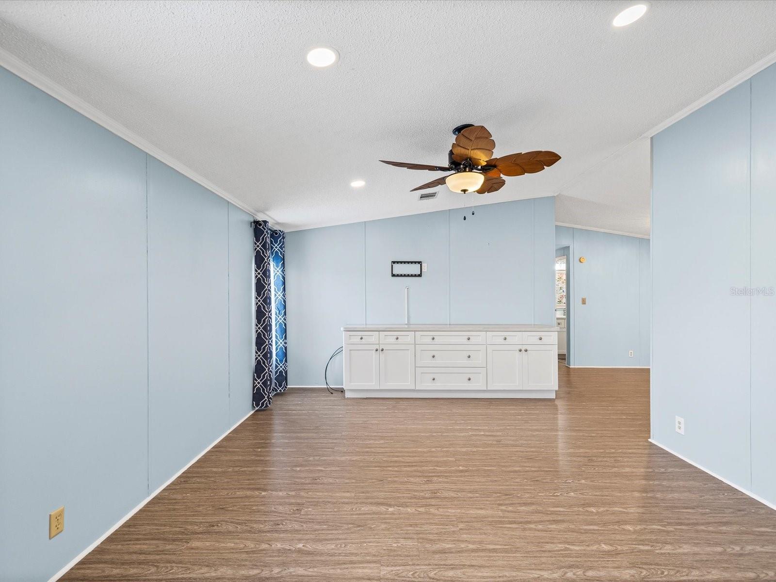 BROOKRIDGE COMM - Residential