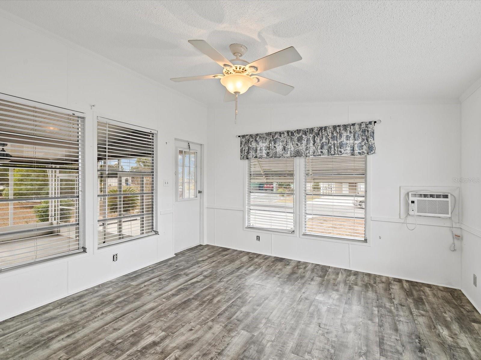 BROOKRIDGE COMM - Residential