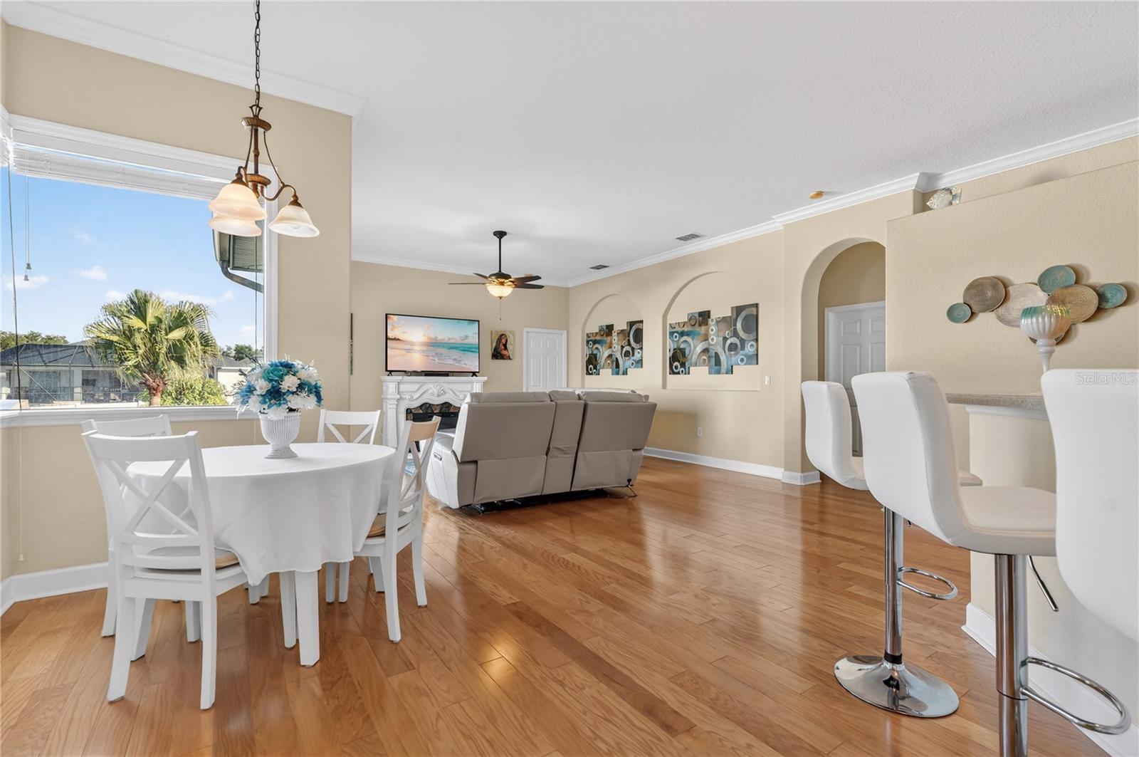 6744 HARTSWORTH DRIVE