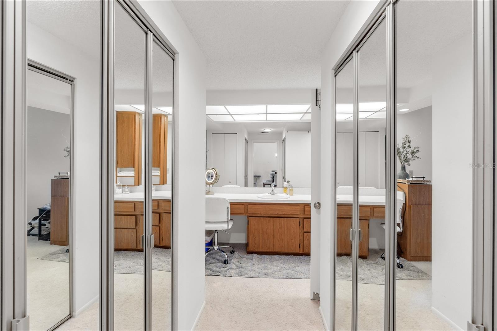 LAKESIDE CLUB OF SARASOTA - Residential