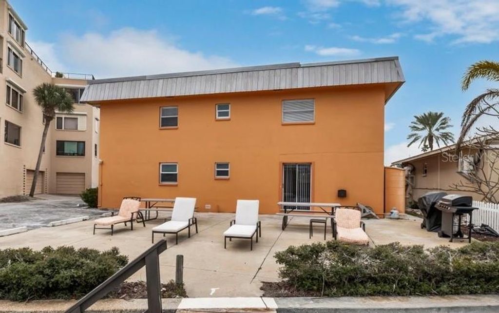 Photo of 18205 Gulf Boulevard, Redington Shores, FL 33708 (MLS # TB8423471)