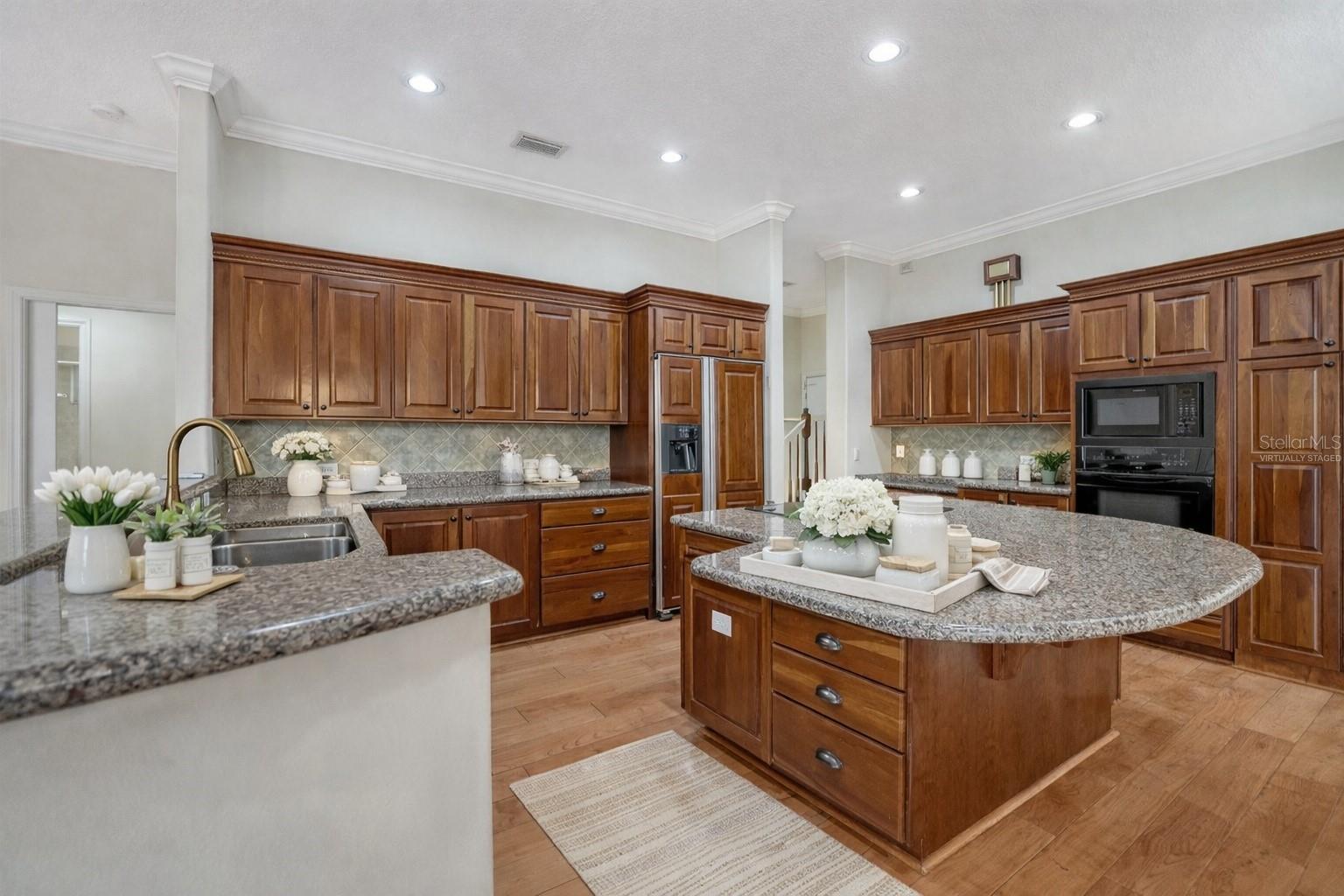 RIVER CLUB SOUTHPHASE III - Residential