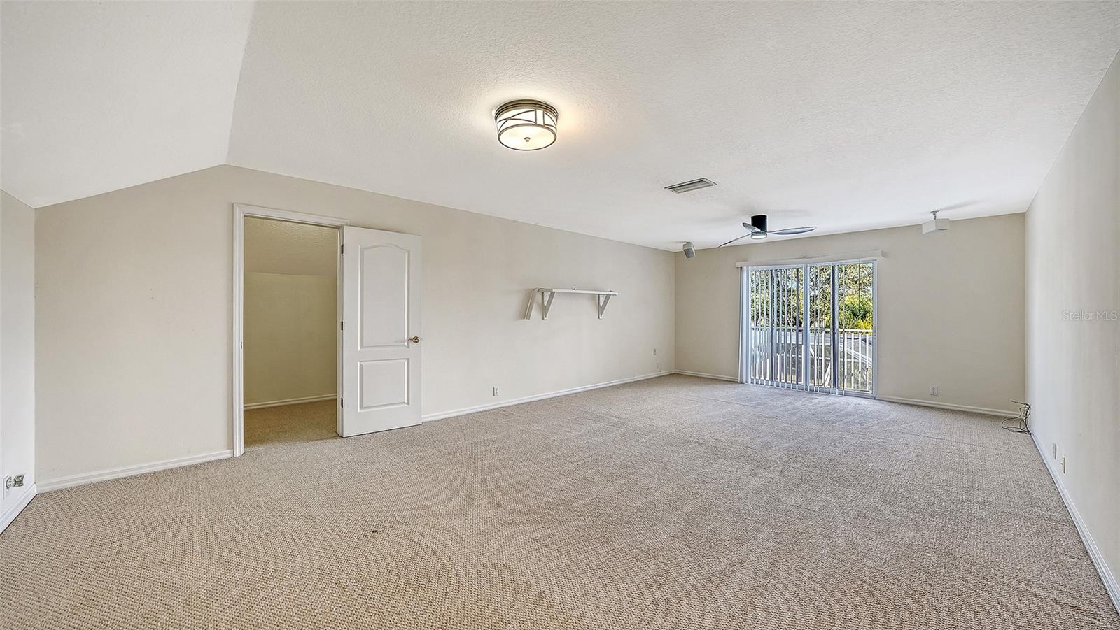 RIVER CLUB SOUTHPHASE III - Residential