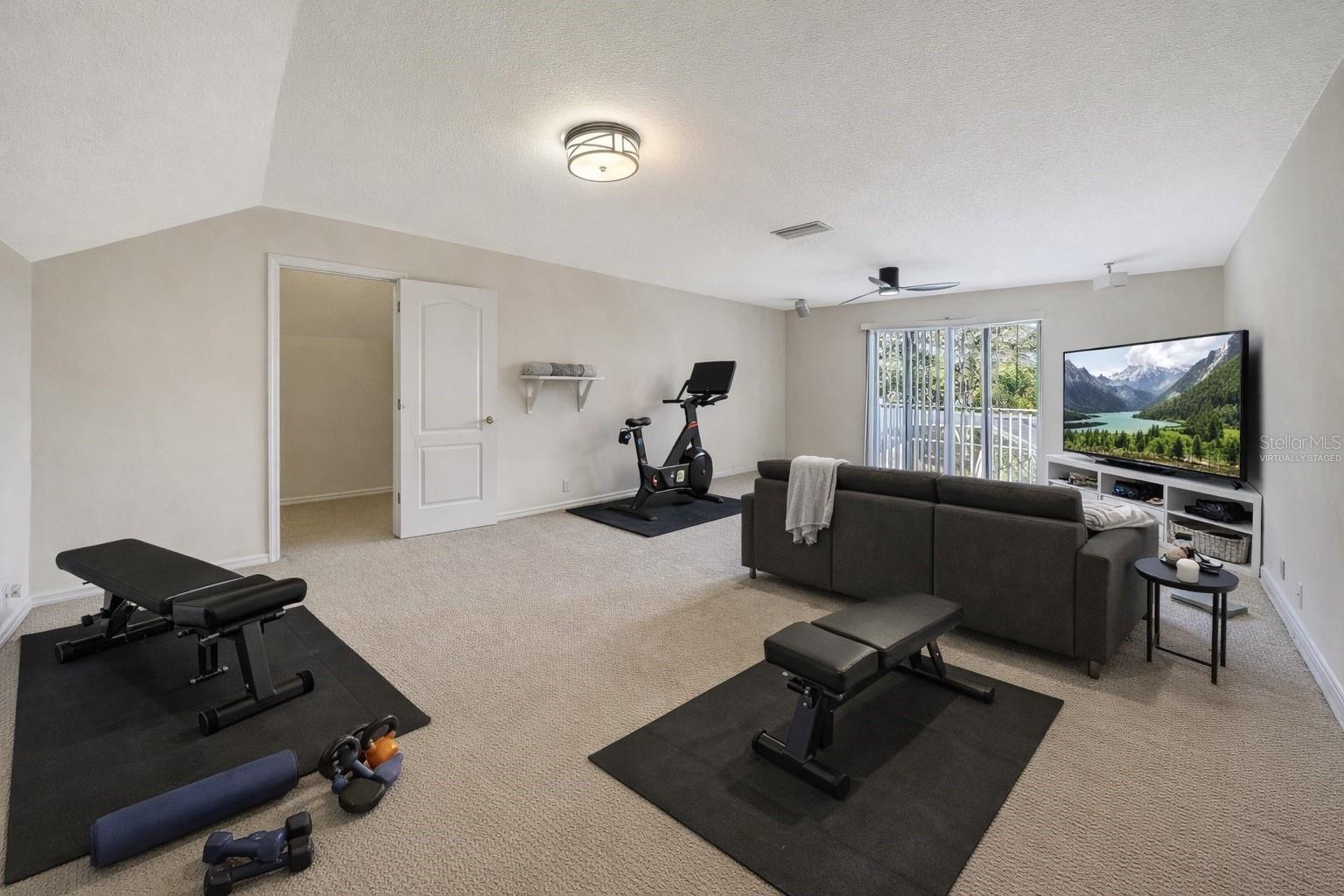 RIVER CLUB SOUTHPHASE III - Residential