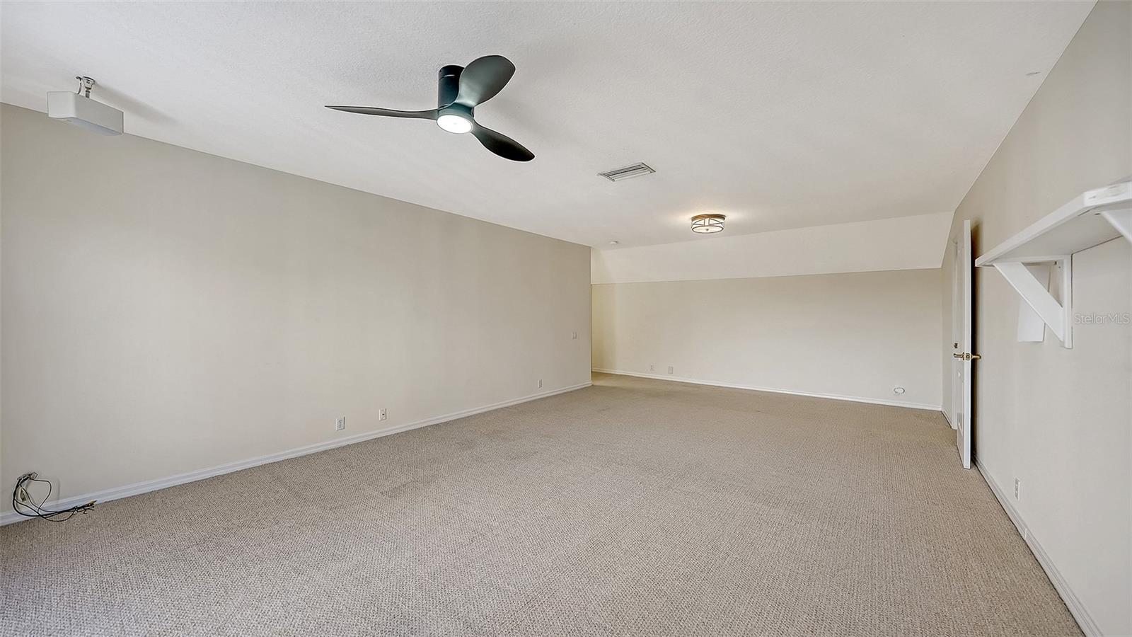 RIVER CLUB SOUTHPHASE III - Residential