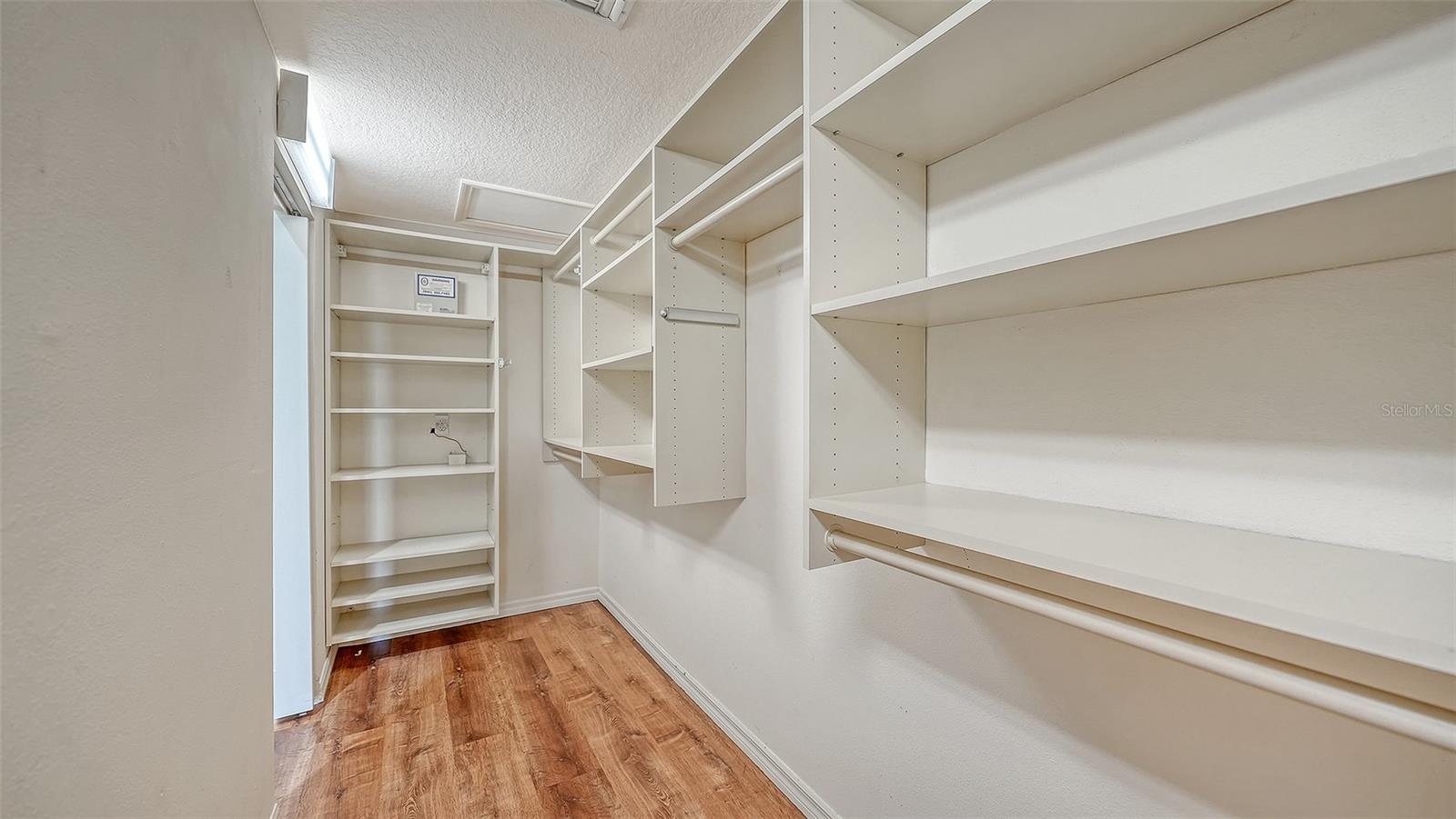 RIVER CLUB SOUTHPHASE III - Residential