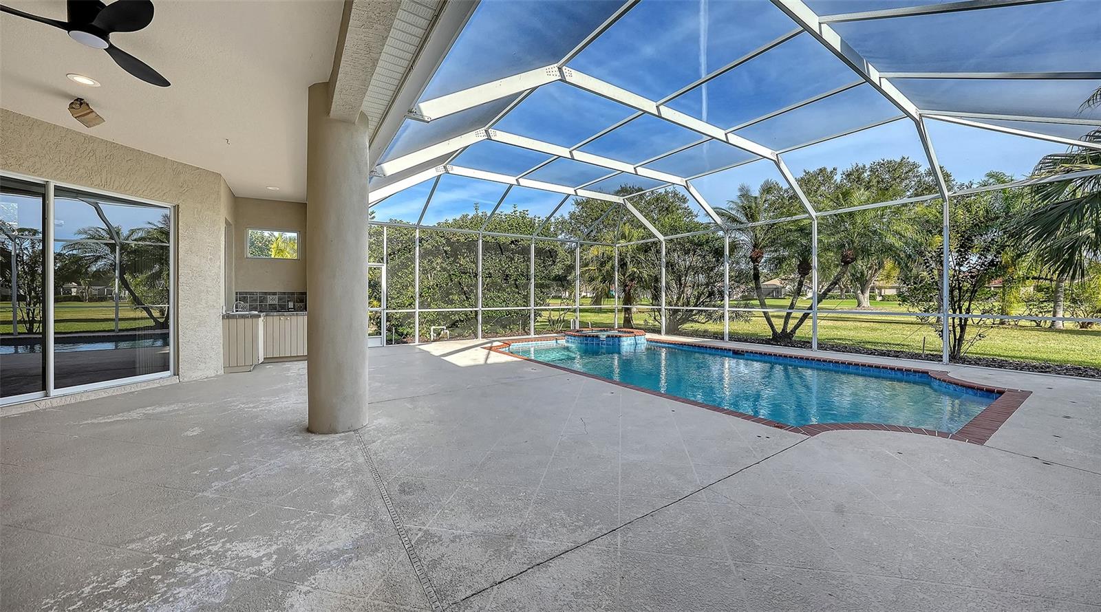 RIVER CLUB SOUTHPHASE III - Residential