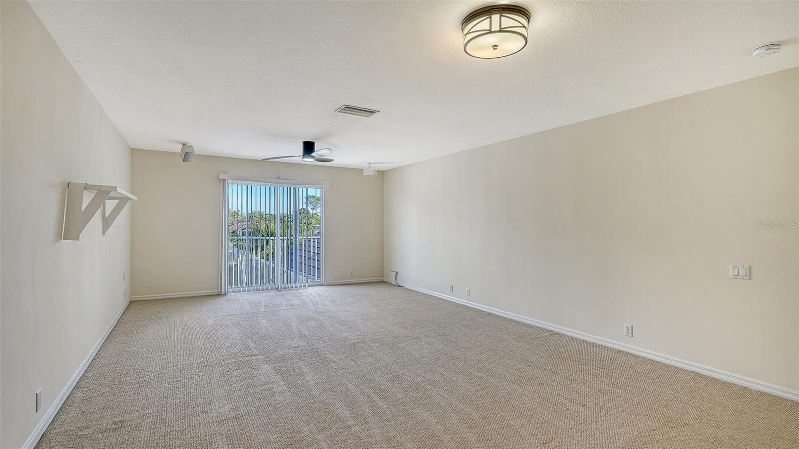 RIVER CLUB SOUTHPHASE III - Residential