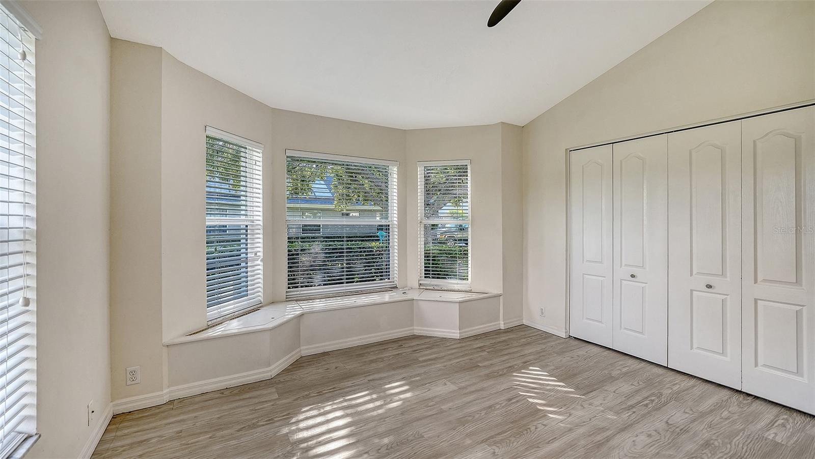 RIVER CLUB SOUTHPHASE III - Residential