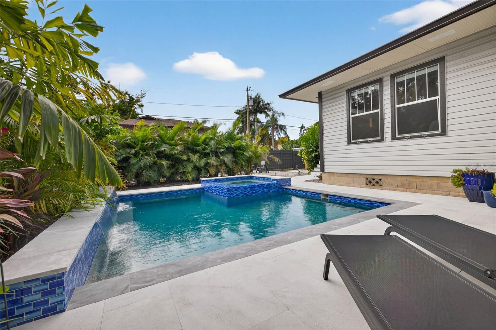 HALLS CENTRAL AVE 2 - Residential