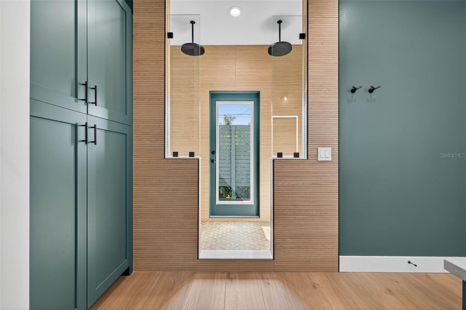 HALLS CENTRAL AVE 2 - Residential