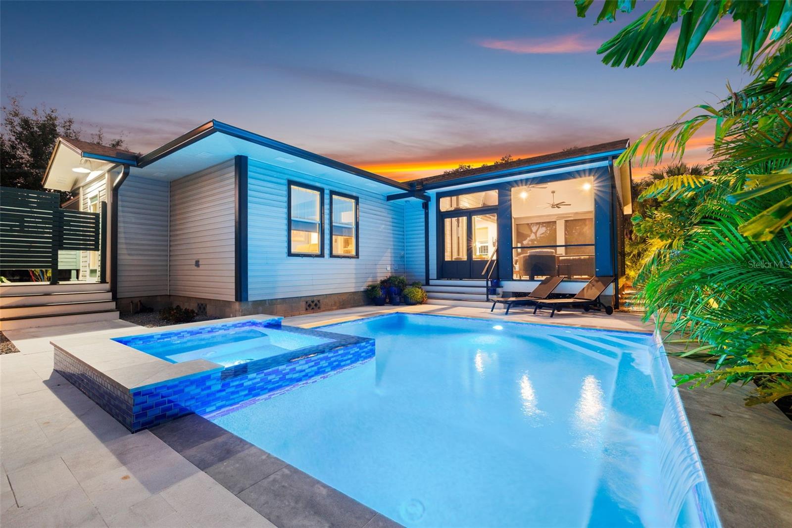 HALLS CENTRAL AVE 2 - Residential