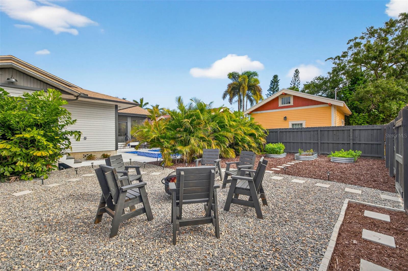 HALLS CENTRAL AVE 2 - Residential