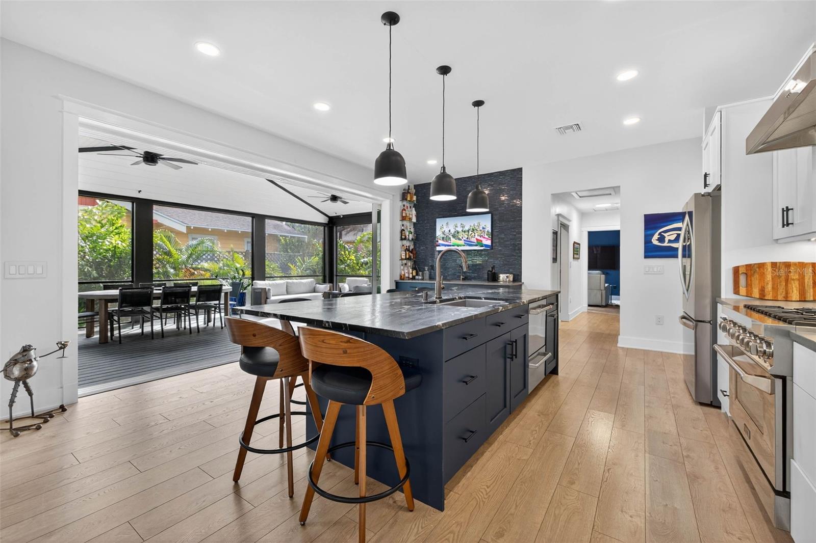 HALLS CENTRAL AVE 2 - Residential