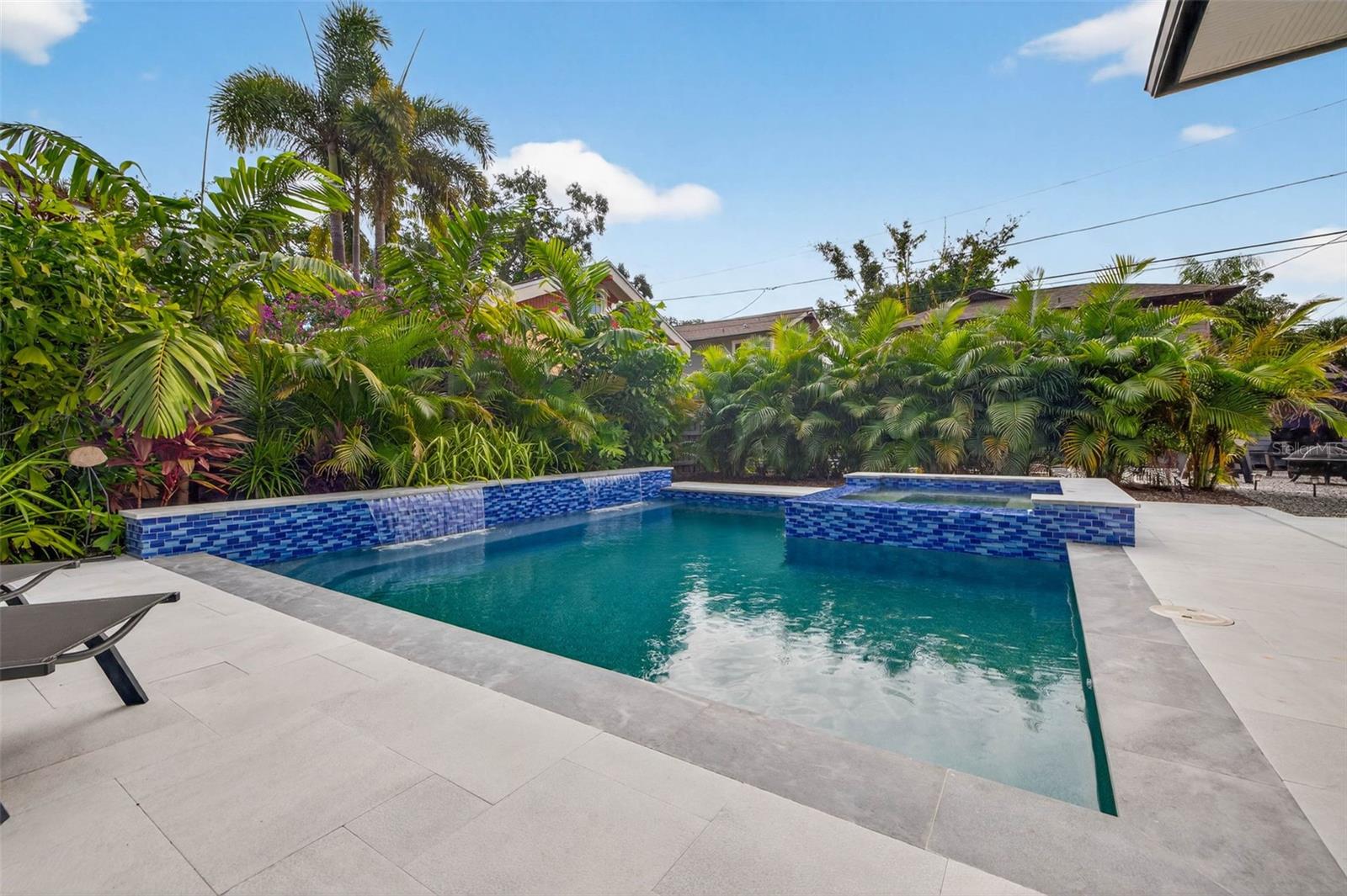 HALLS CENTRAL AVE 2 - Residential