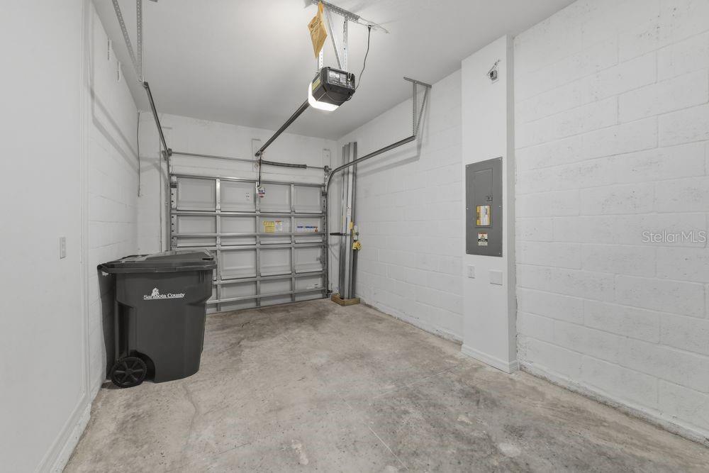 VINTERRA TOWNHOMES - Residential