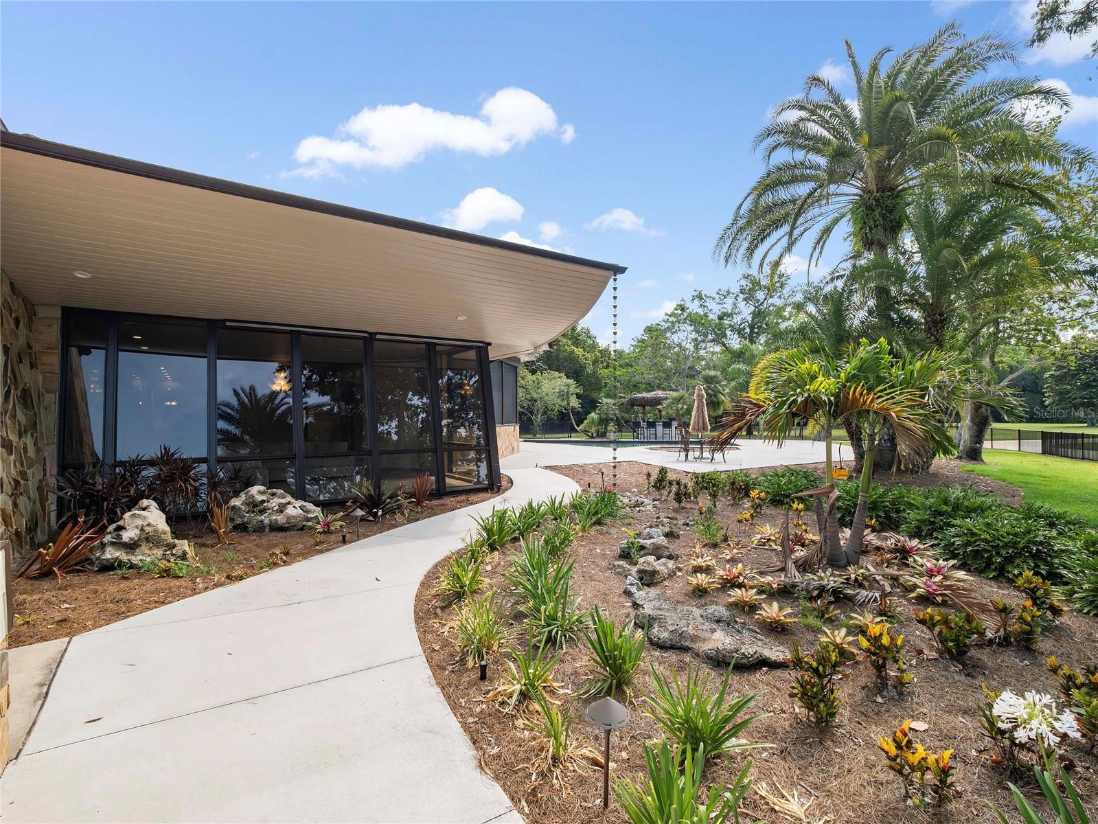 SWEETWATER OAKS SWEETWATER SHORES 2 - Residential