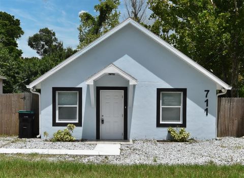 Photo of 711 20th Street, Orlando, FL 32805 (MLS # O6334218) Photo of 711 20th Street, Orlando, FL 32805 (MLS # O6334218)