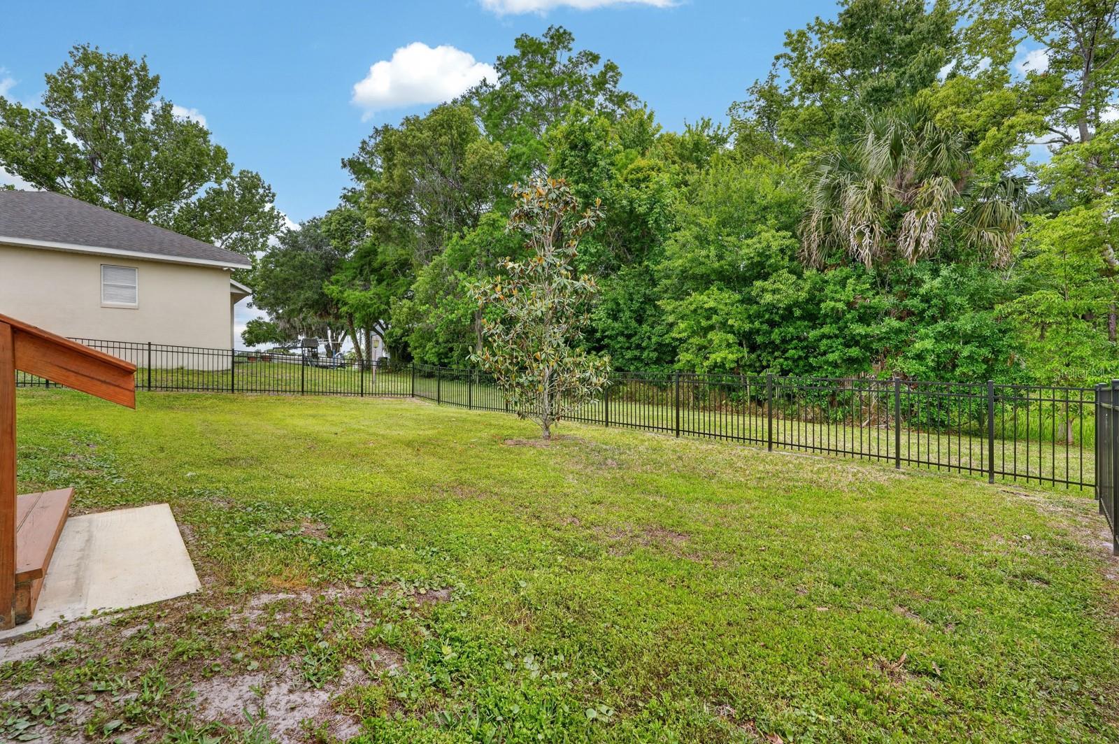 ST JOHNS RIVER LAND CO - Residential