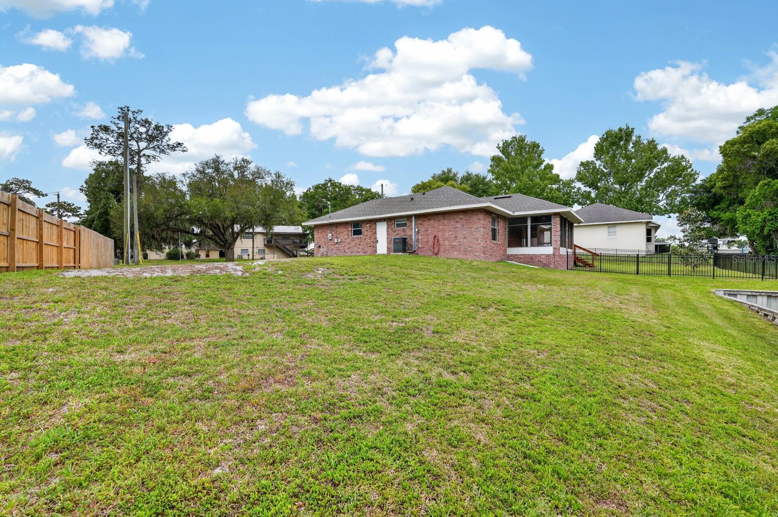 ST JOHNS RIVER LAND CO - Residential