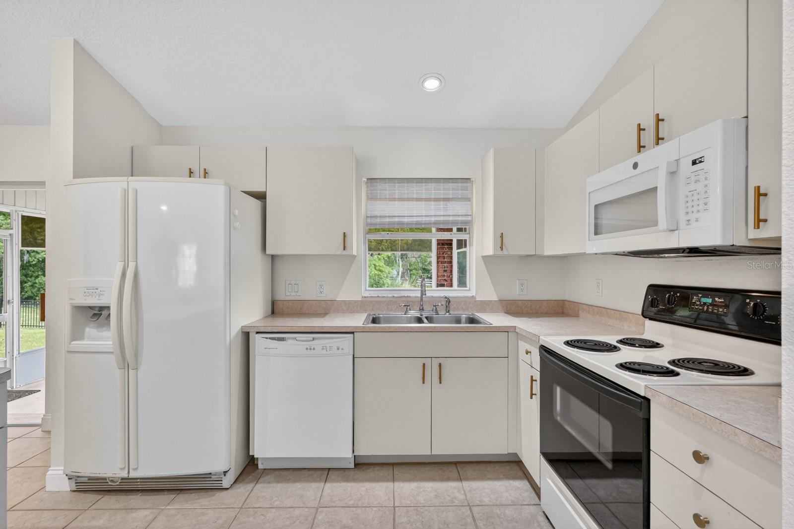 ST JOHNS RIVER LAND CO - Residential