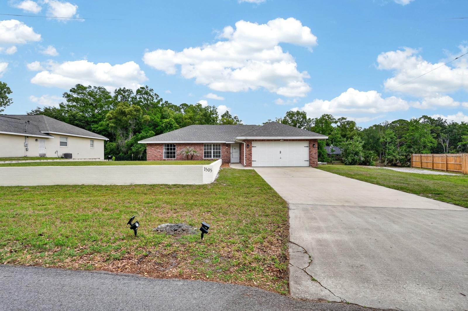 ST JOHNS RIVER LAND CO - Residential