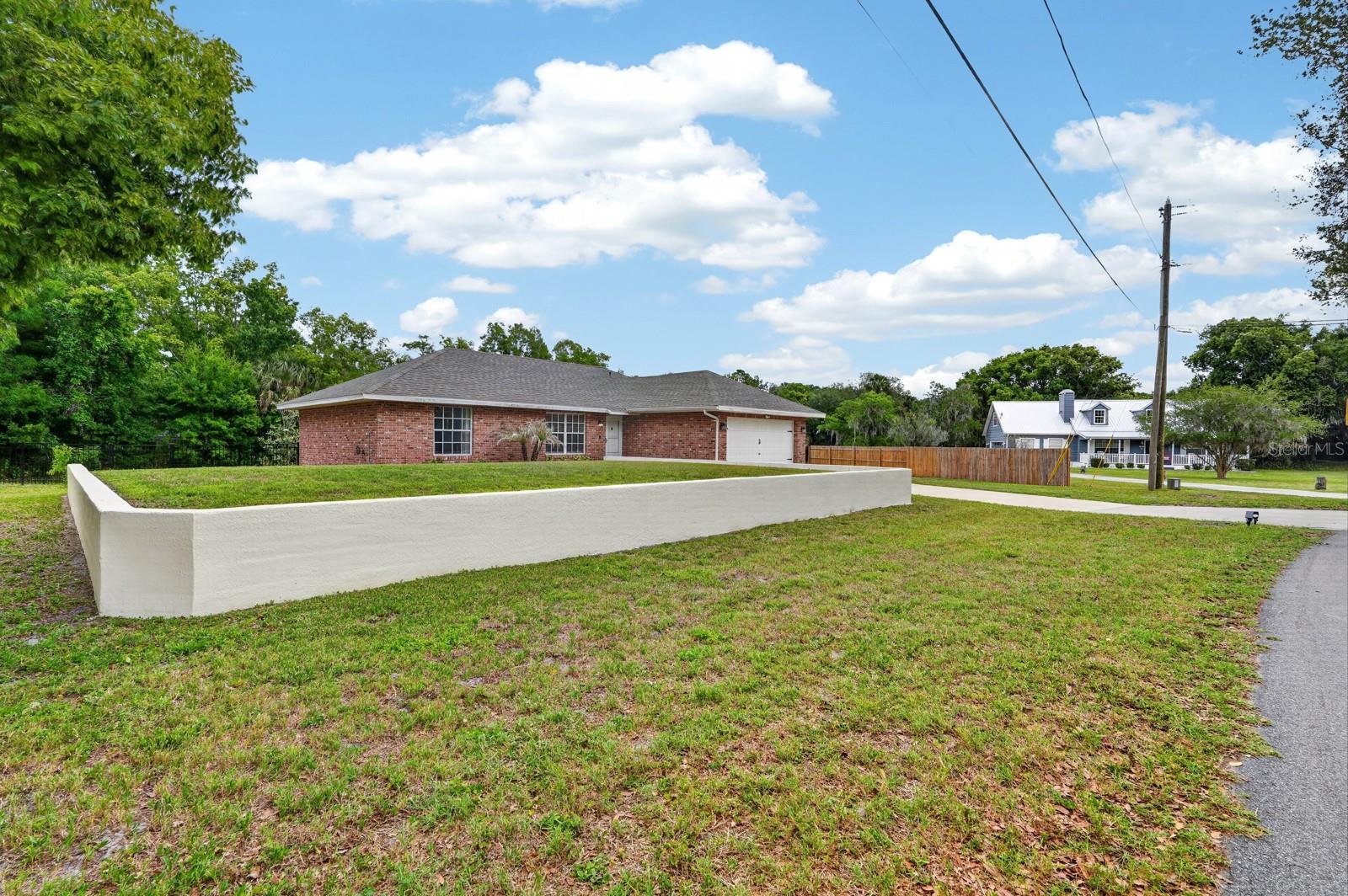 ST JOHNS RIVER LAND CO - Residential