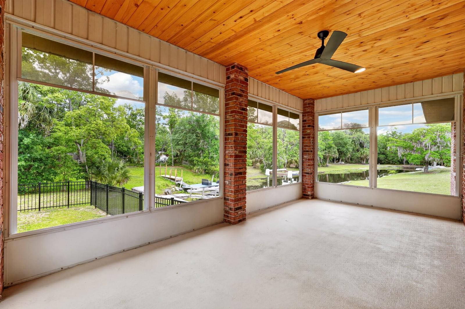 ST JOHNS RIVER LAND CO - Residential