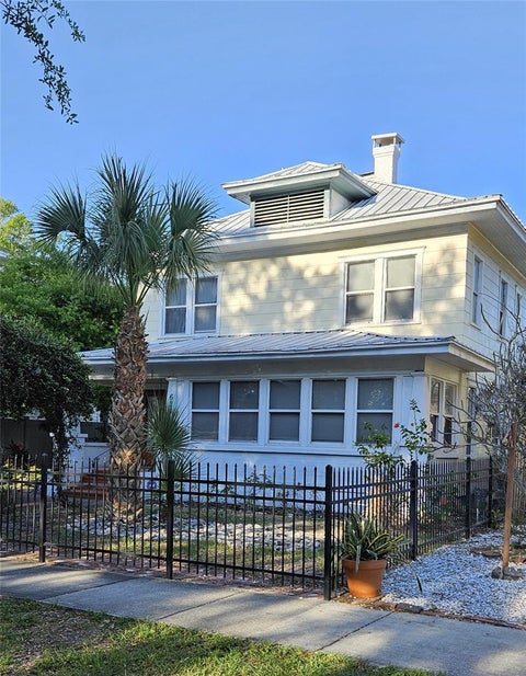 Photo of 620 5th Street N #1/2, St Petersburg, FL 33701 (MLS # TB8519354)
