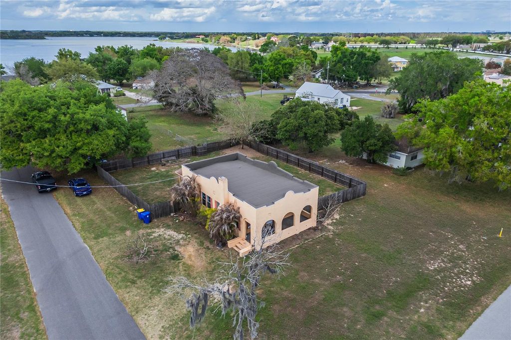 Photo of 311 W Pearce Avenue, Eagle Lake, FL 33839 (MLS # O6390985)