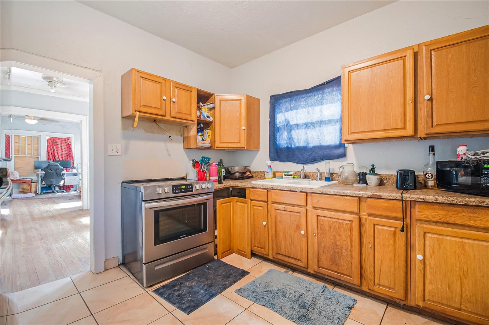 WOLF WILLIAM SUB - Residential