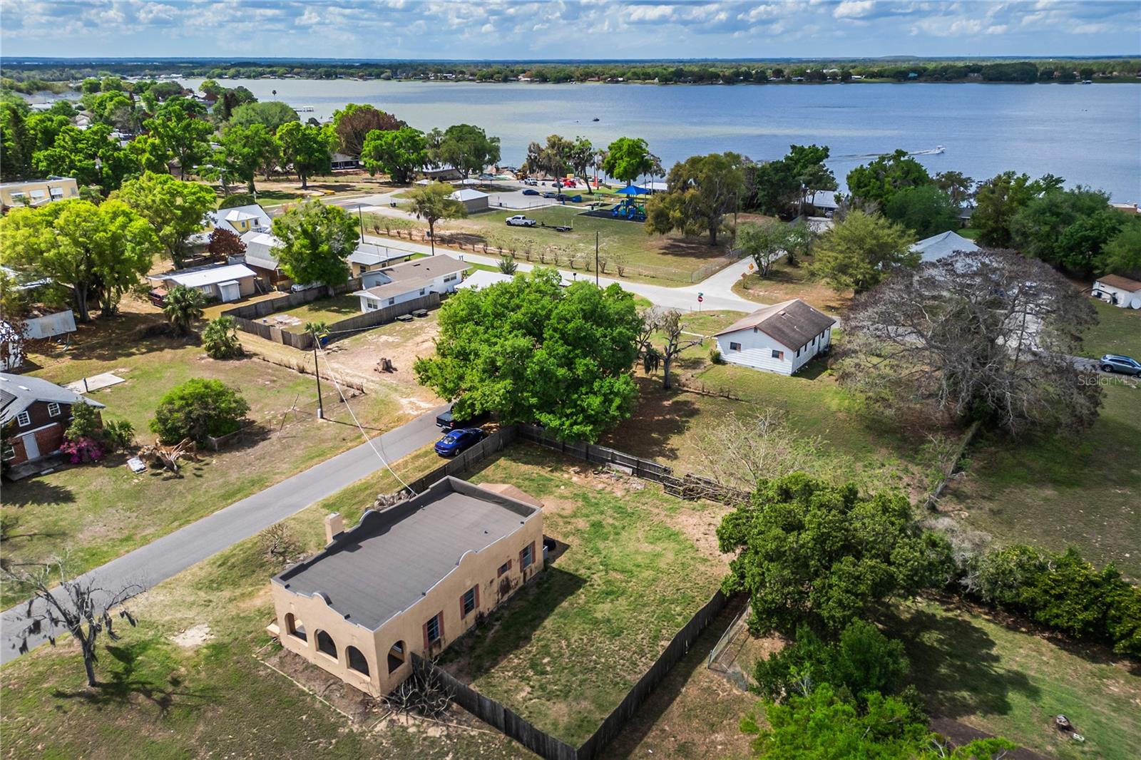 WOLF WILLIAM SUB - Residential