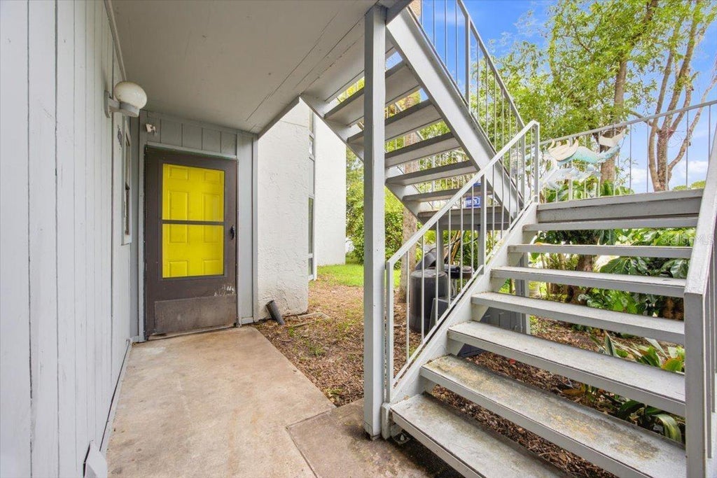 Photo of 2628 Lemon Tree Lane #6C, Orlando, FL 32839 (MLS # O6431962)